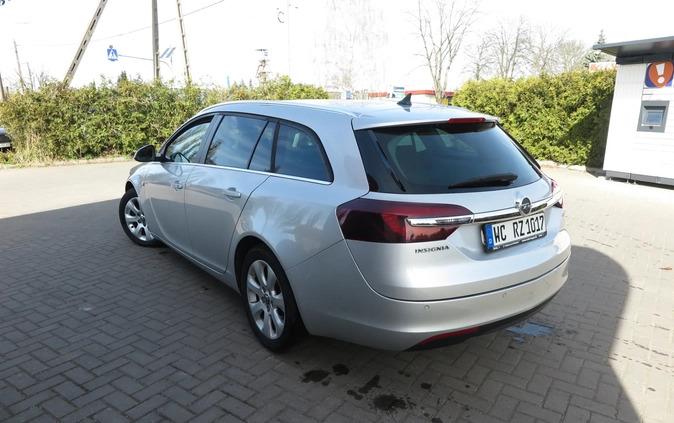 Opel Insignia cena 31990 przebieg: 200000, rok produkcji 2013 z Stary Sącz małe 529